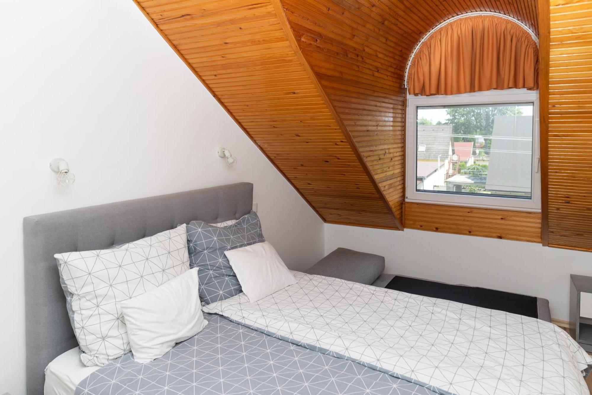 Fausztland Apartments 자르마디 외부 사진