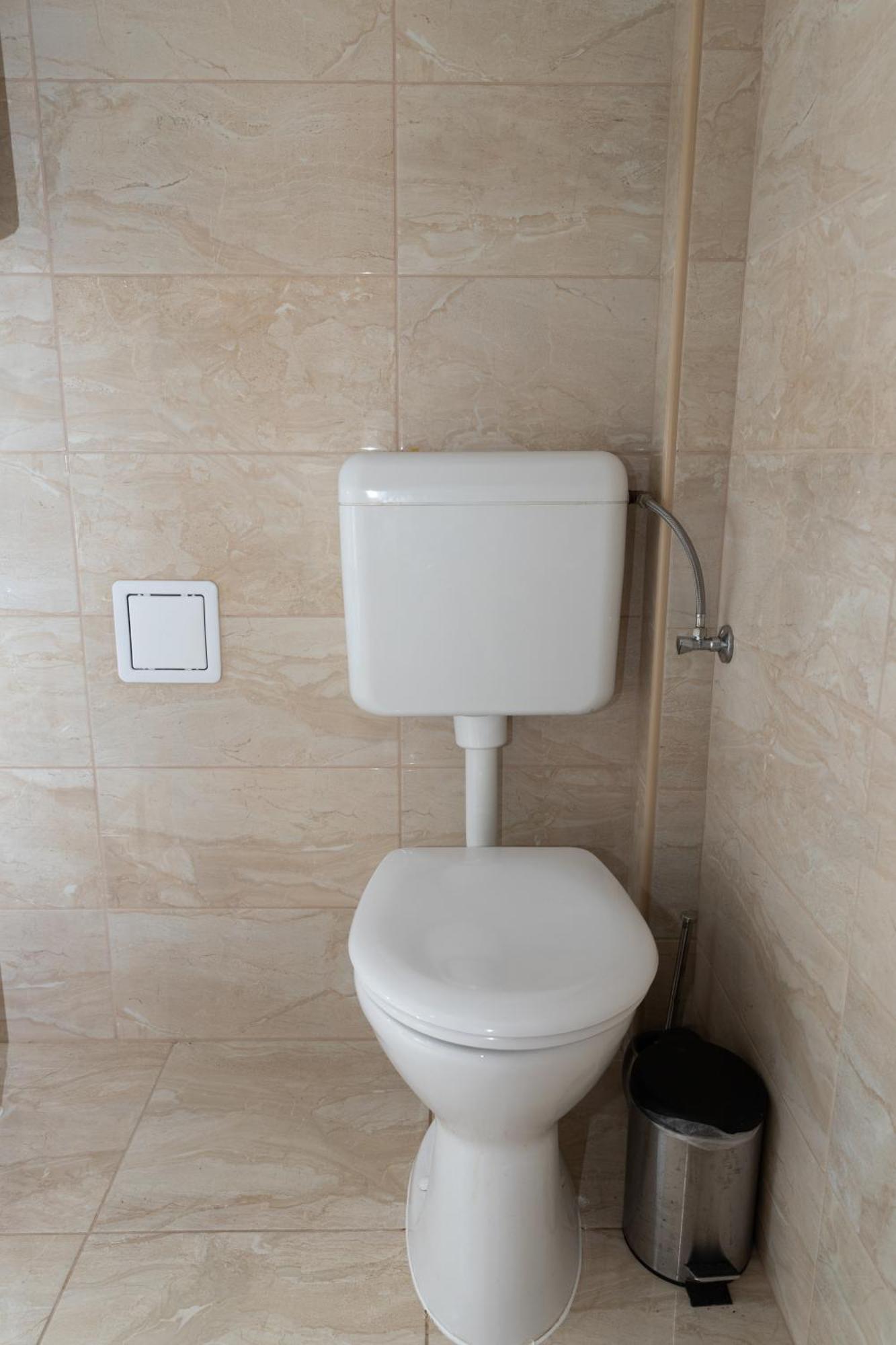 Fausztland Apartments 자르마디 외부 사진