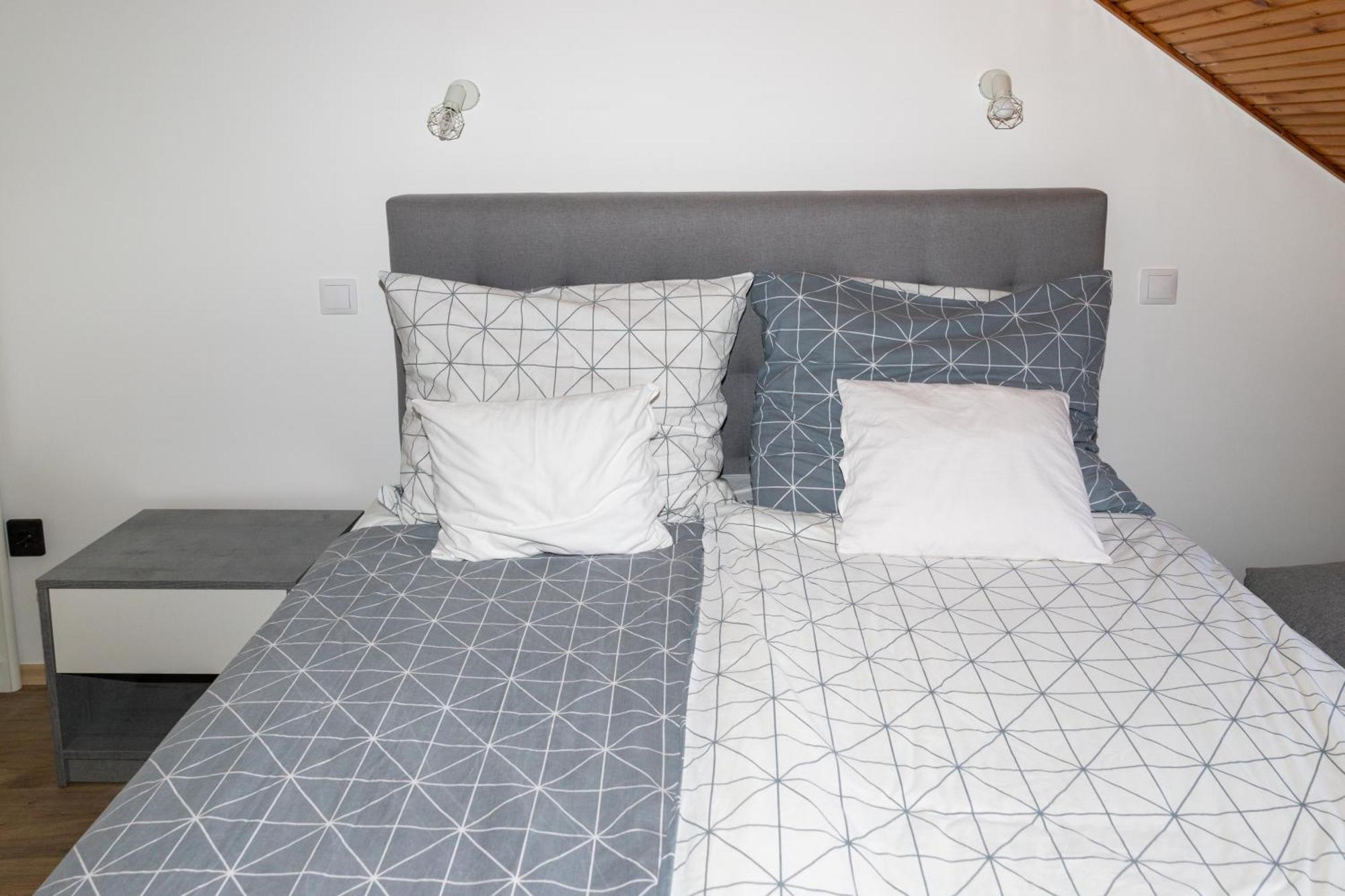 Fausztland Apartments 자르마디 외부 사진